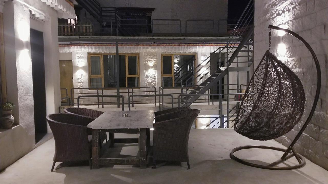 Fengma Feiyang Hostel Lhasa Esterno foto
