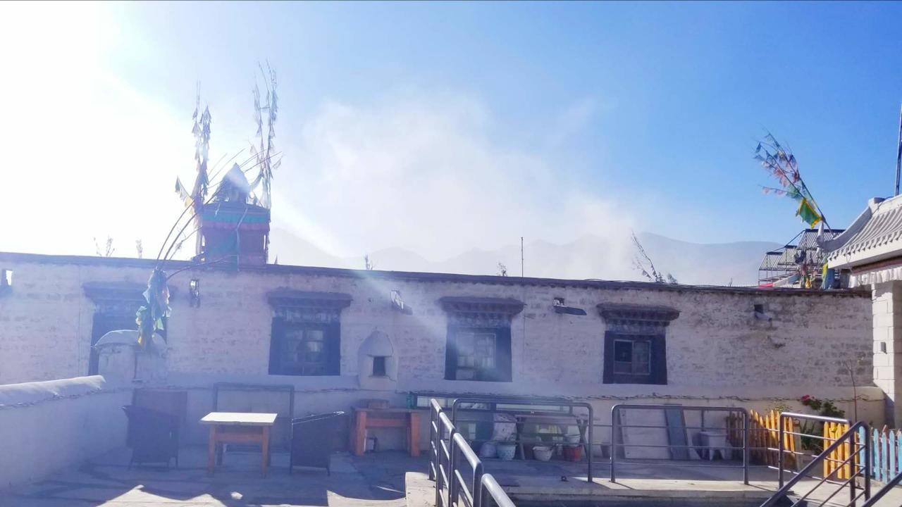 Fengma Feiyang Hostel Lhasa Esterno foto